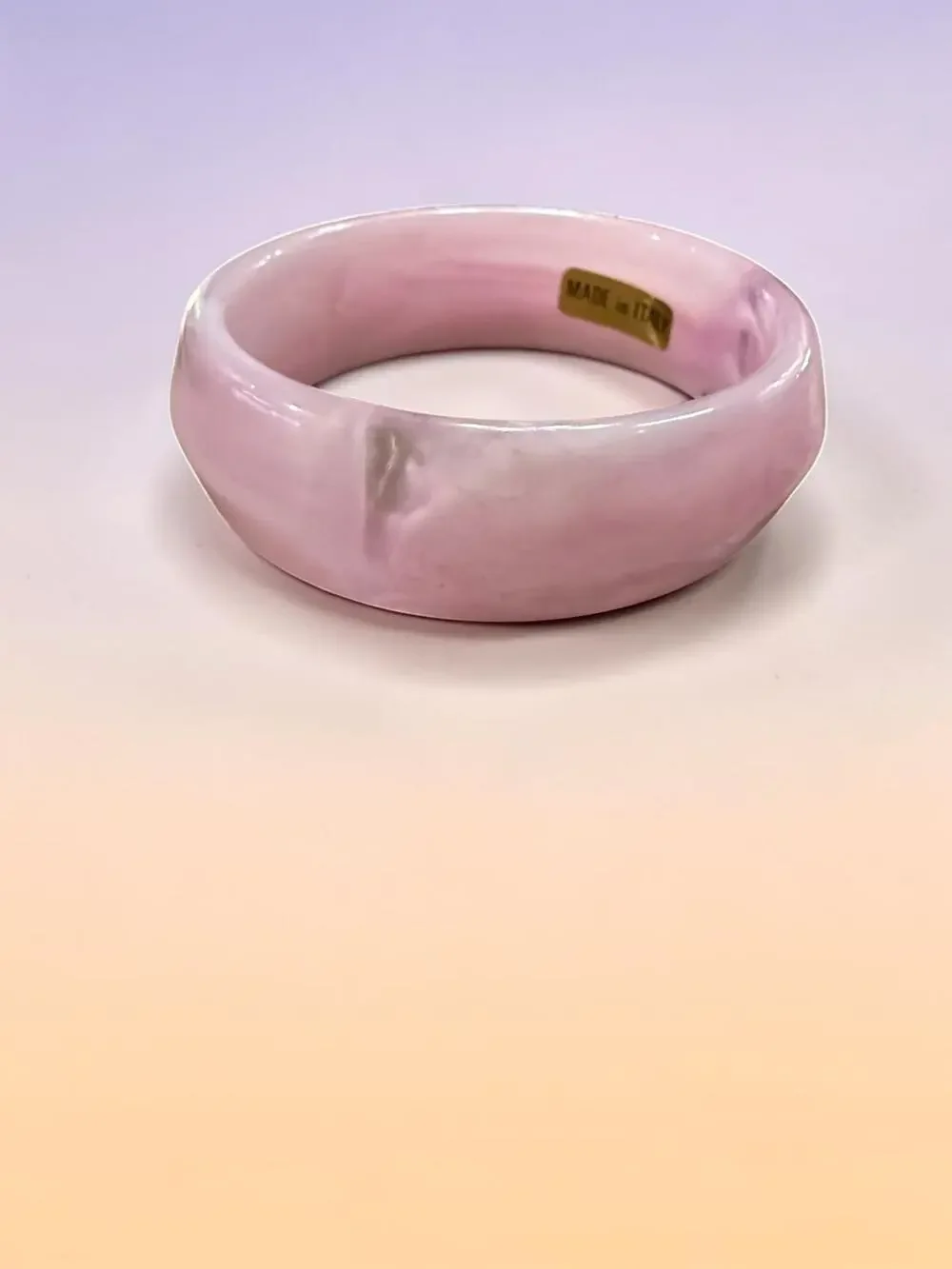 Vintage Made in Italy Pink Marbled Lucite Bangle Bracelet Mod Chunky 10